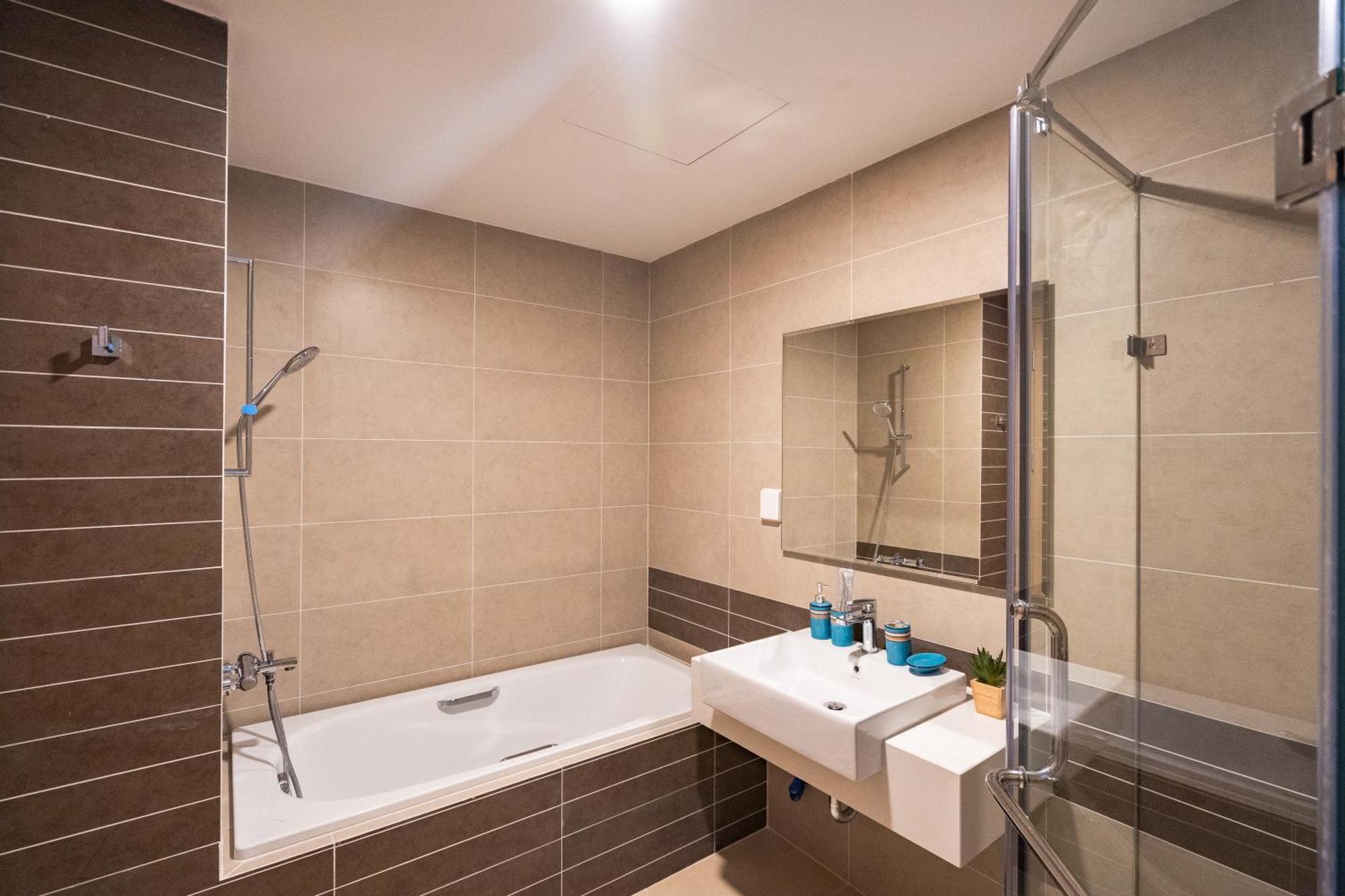 Central Business District Rivergate Apartment - Free Pickup & Pool Cidade de Ho Chi Minh Exterior foto